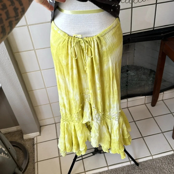 lime green tie dye style Womens Hi Lo Maxi skirt Ruffle Hem drawstring Boho Med - Picture 2 of 6